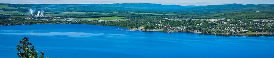 Vue d'un lac à Témiscouata